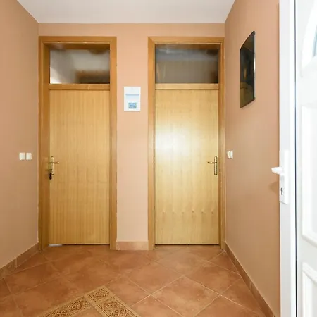 Golubic Apartment