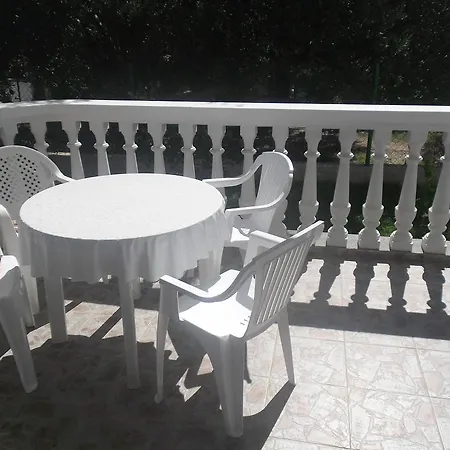 Golubic Апартаменты *