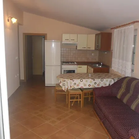 Apartment Golubic